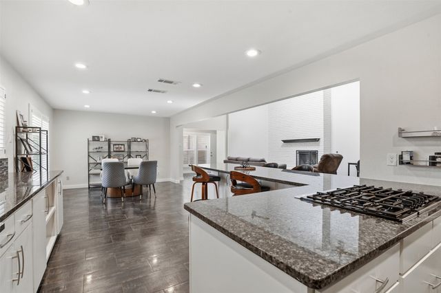 11411 Park Central Place, Dallas, TX 75230