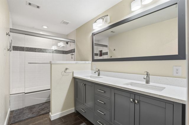 11411 Park Central Place, Dallas, TX 75230