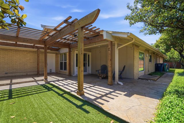 11411 Park Central Place, Dallas, TX 75230