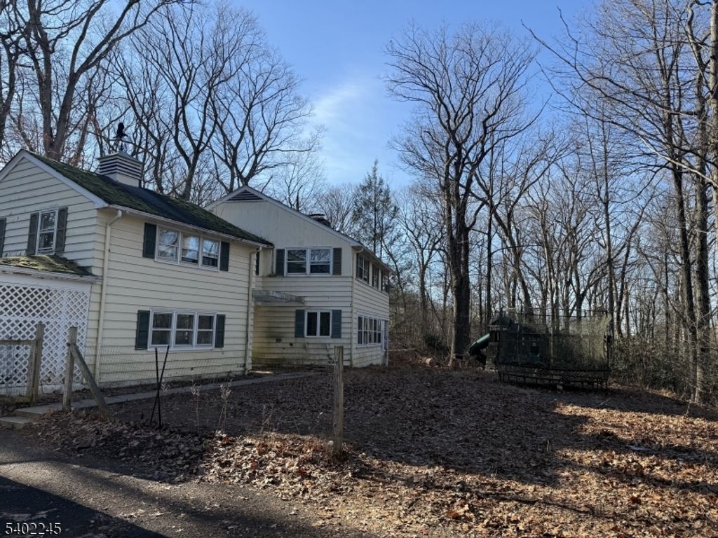 6 Dogwood Way, Bernards Twp., NJ 07920