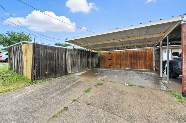 512 Guerin Drive, Arlington, TX 76012