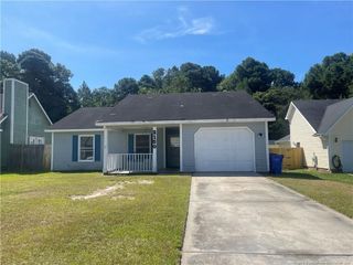 2150 Skyview Drive, Fayetteville, NC 28304