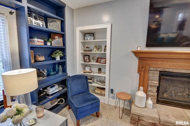 205 E POPLAR Street, Taylorville, IL 62568