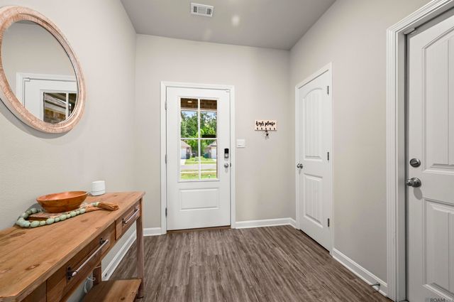13095 Bayberry Ave, Denham Springs, LA 70706
