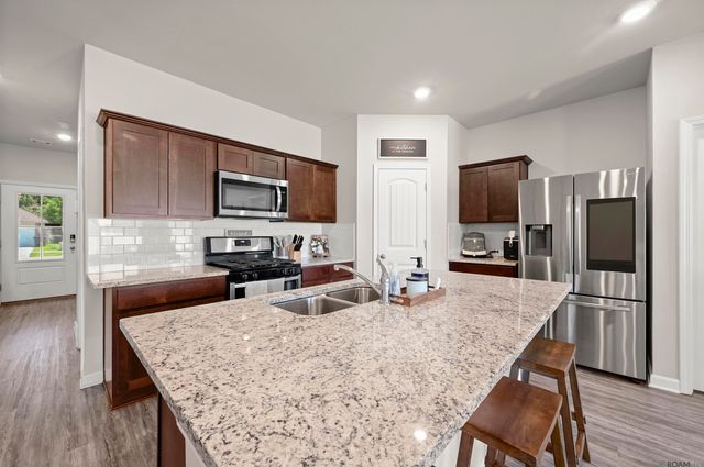 13095 Bayberry Ave, Denham Springs, LA 70706