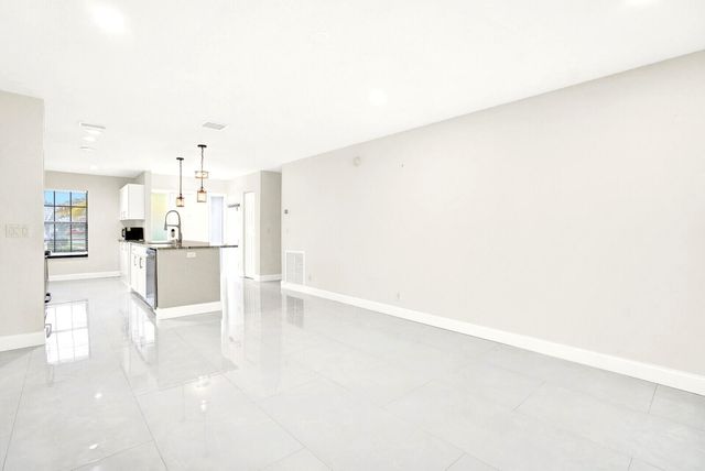 5901 White Cypress Drive, Lake Worth, FL 33467