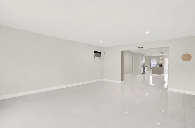 5901 White Cypress Drive, Lake Worth, FL 33467