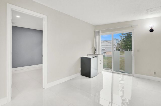 5901 White Cypress Drive, Lake Worth, FL 33467