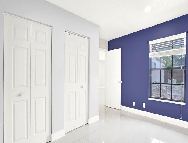 5901 White Cypress Drive, Lake Worth, FL 33467