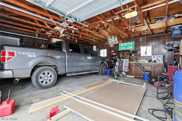 66821 BARRETT HILL, Cambridge, OH 43725