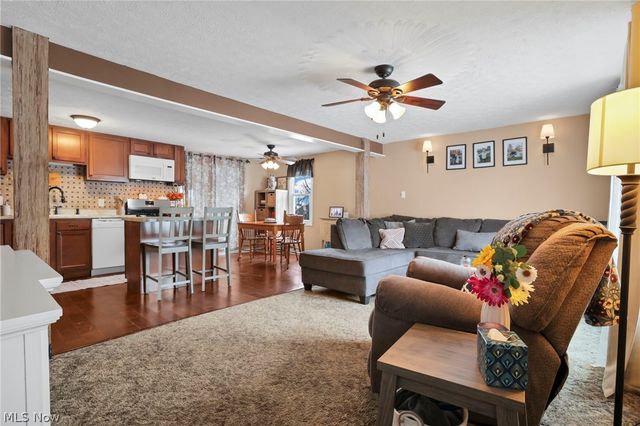 66821 BARRETT HILL, Cambridge, OH 43725