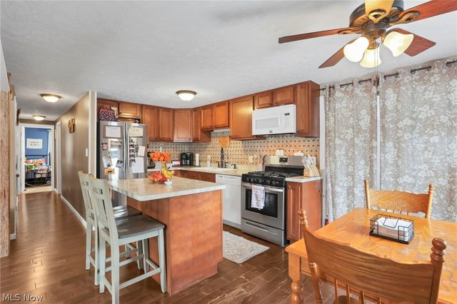 66821 BARRETT HILL, Cambridge, OH 43725