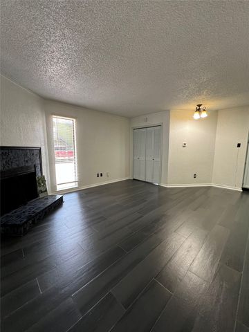 9811 Walnut Street 104, Dallas, TX 75243