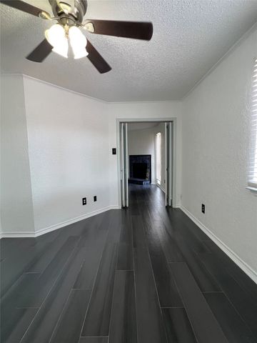 9811 Walnut Street 104, Dallas, TX 75243