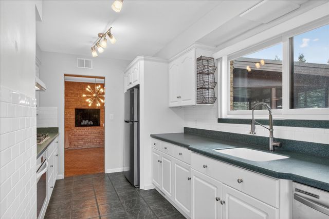 1307 Helen Street, Midland, MI 48640