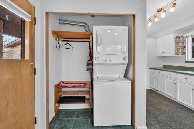 1307 Helen Street, Midland, MI 48640