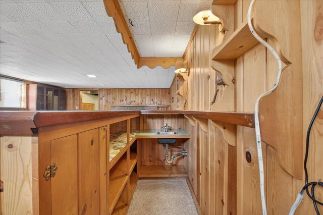 1307 Helen Street, Midland, MI 48640