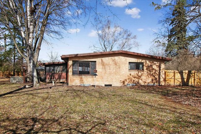 1307 Helen Street, Midland, MI 48640