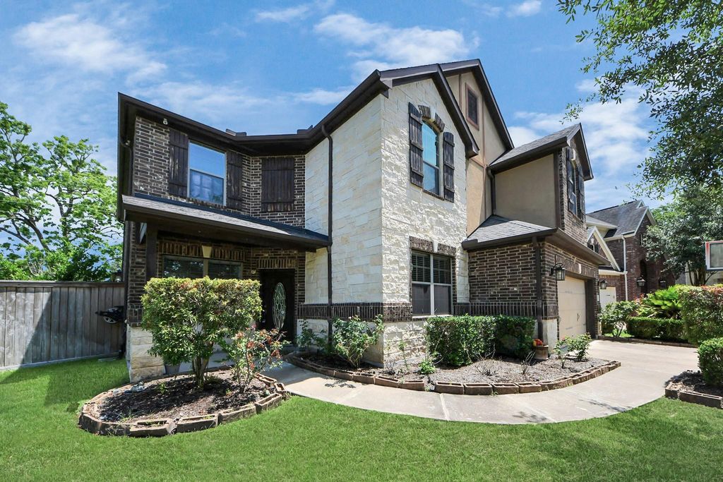 4410 Lodge Vine Court, Sugar Land, TX 77479
