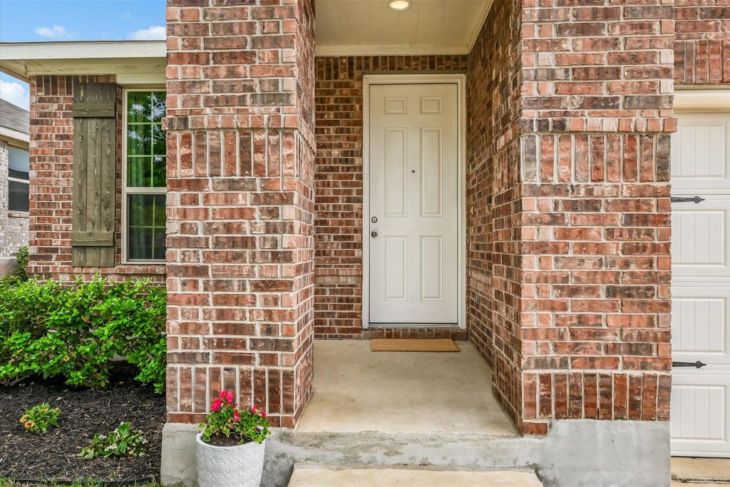 1504 William Bee DR, Leander, TX 78641