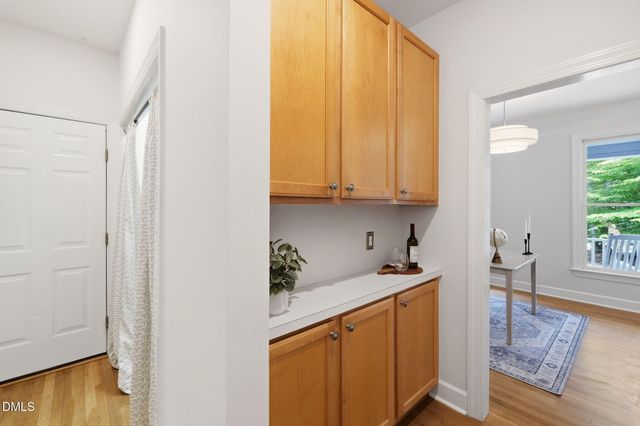 1615 Meadow Lane, Chapel Hill, NC 27516