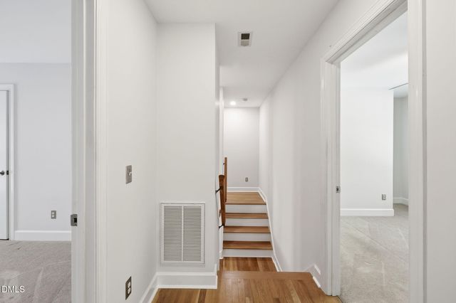 1615 Meadow Lane, Chapel Hill, NC 27516