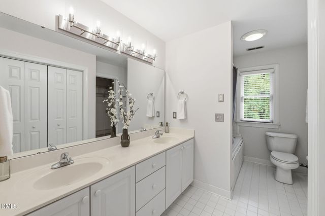 1615 Meadow Lane, Chapel Hill, NC 27516