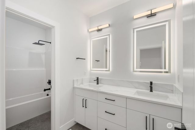 16211 Simonds Road NE, Kenmore, WA 98028