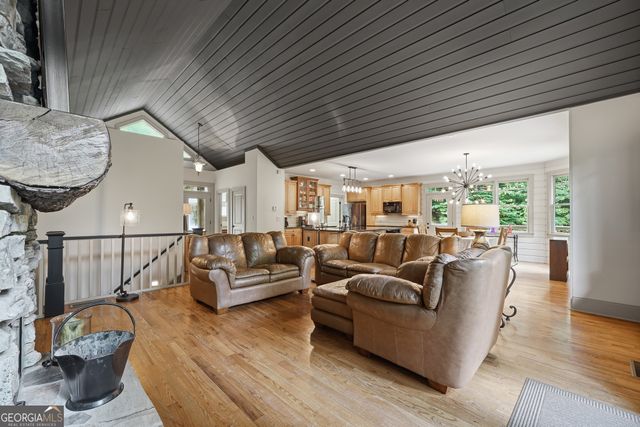 1117 Rambling Road, Fairmount, GA 30139