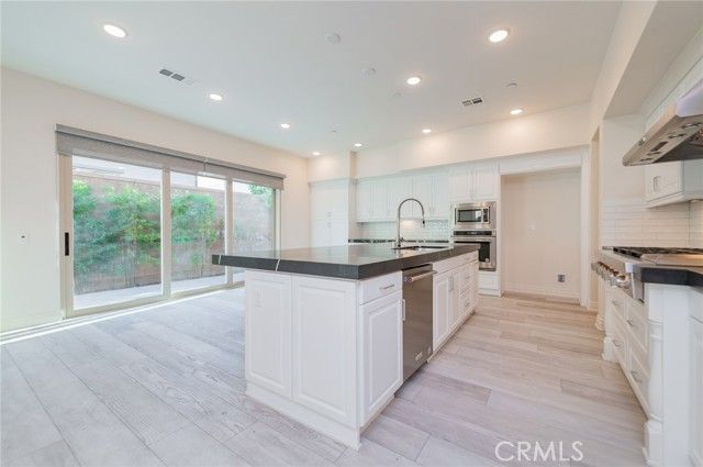 112 Ritual, Irvine, CA 92618