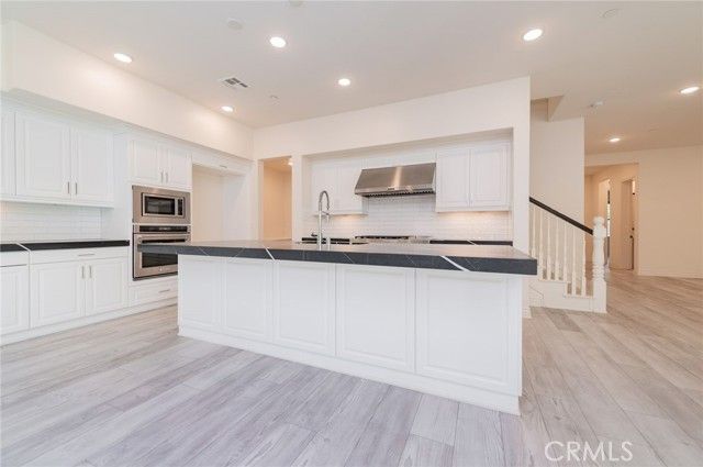 112 Ritual, Irvine, CA 92618