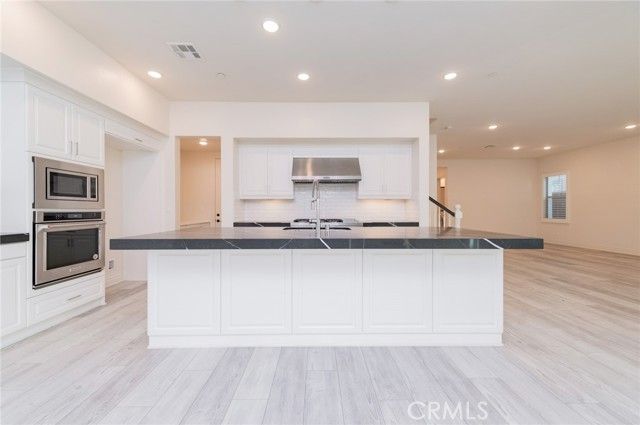 112 Ritual, Irvine, CA 92618