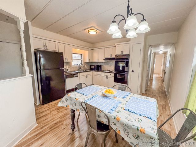114385 Forest Circle, Eufaula, OK 74432
