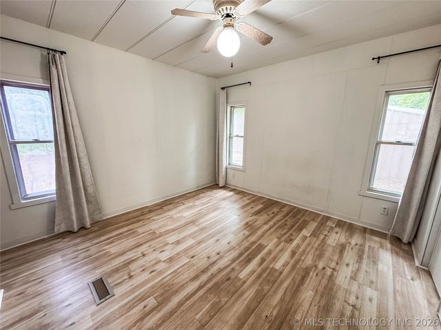114385 Forest Circle, Eufaula, OK 74432