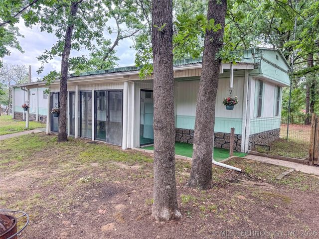 114385 Forest Circle, Eufaula, OK 74432