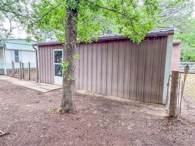 114385 Forest Circle, Eufaula, OK 74432