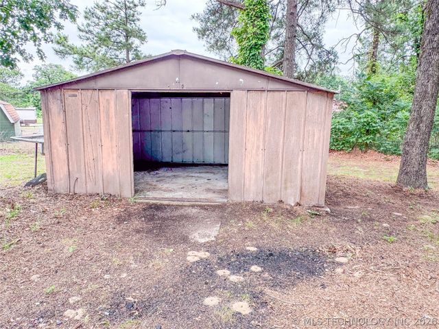 114385 Forest Circle, Eufaula, OK 74432