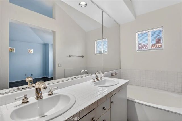 1 Salviati Aisle, Irvine, CA 92606