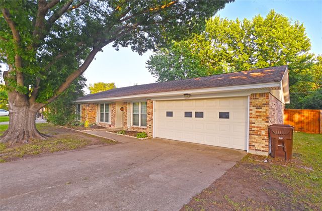 1416 E Windsor Drive, Denton, TX 76209