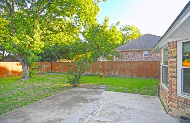 1416 E Windsor Drive, Denton, TX 76209