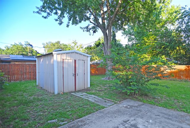 1416 E Windsor Drive, Denton, TX 76209