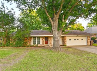 1416 E Windsor Drive, Denton, TX 76209