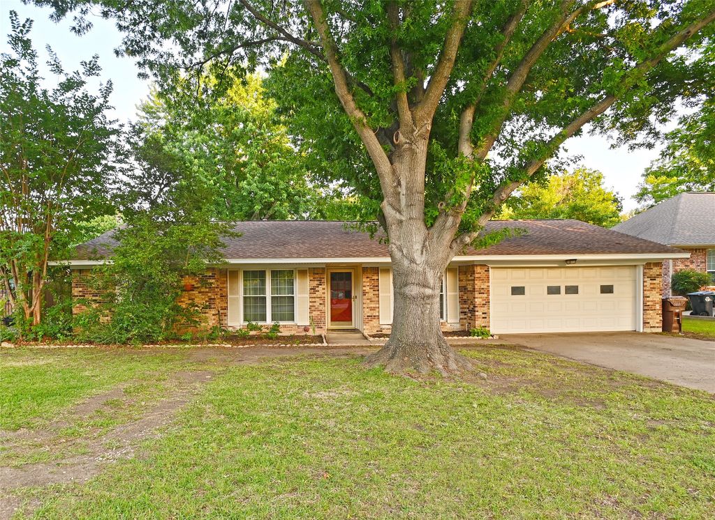 1416 E Windsor Drive, Denton, TX 76209