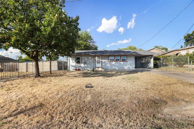 600 W Applegate DR, Austin, TX 78753