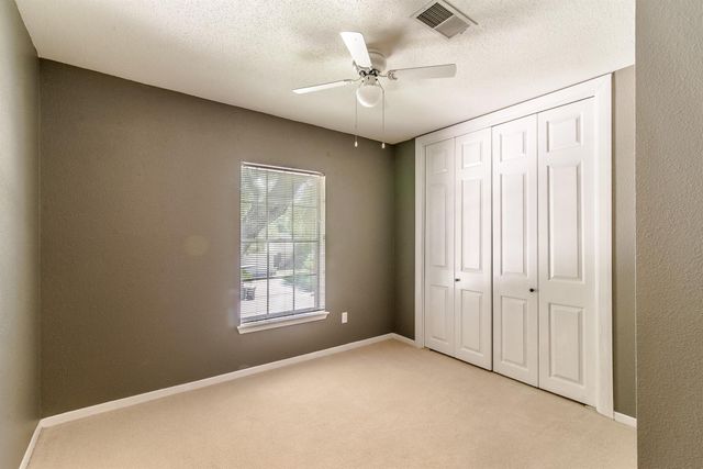 6015 Henniker Drive, Houston, TX 77041