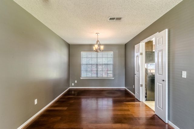 6015 Henniker Drive, Houston, TX 77041