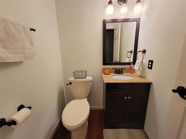 6015 Henniker Drive, Houston, TX 77041