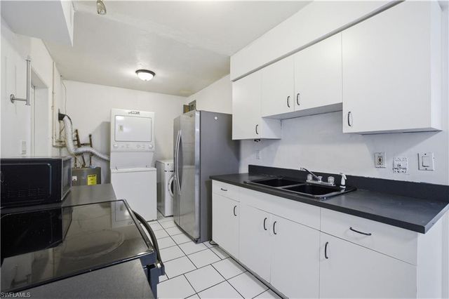 1154 Navajo AVE, Lehigh Acres, FL 33936