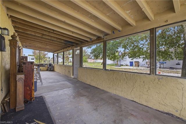 1154 Navajo AVE, Lehigh Acres, FL 33936