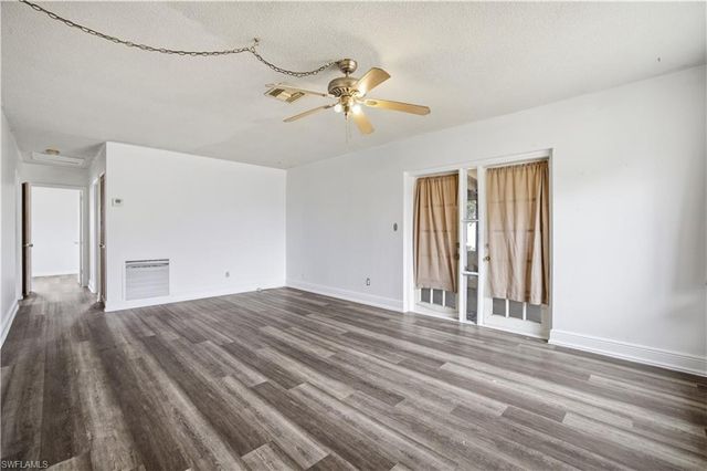 1154 Navajo AVE, Lehigh Acres, FL 33936